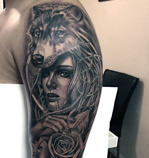 tatouage loup 560