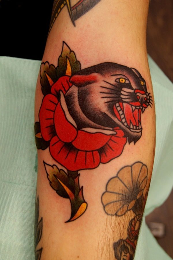 tatouage panthere 443