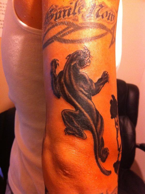 tatouage panthere 86