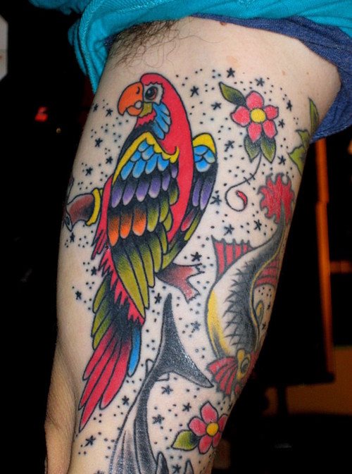 tatouage perroquet 113