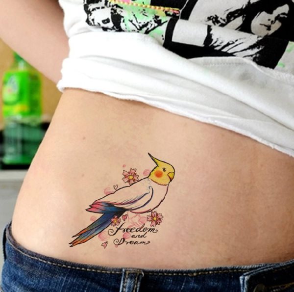 tatouage perroquet 212