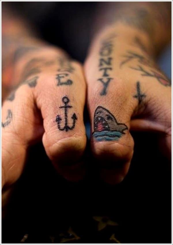 tatouage requin 101