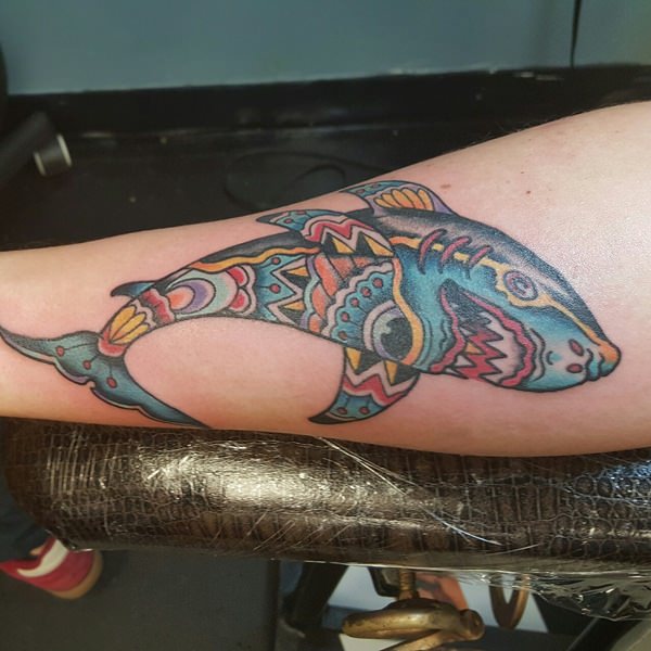 tatouage requin 134
