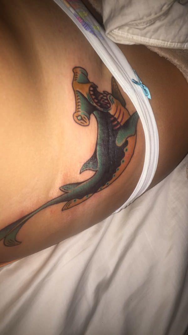 tatouage requin 20