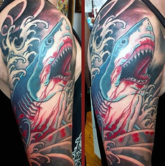 tatouage requin 275