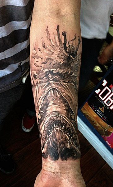 tatouage requin 398