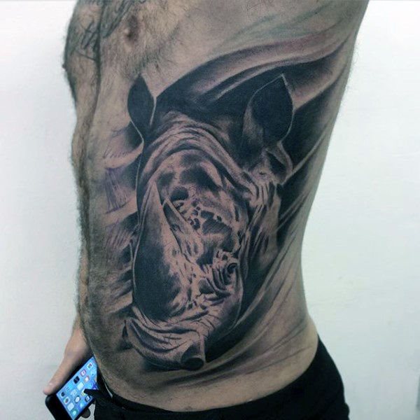 tatouage rhinoceros 209