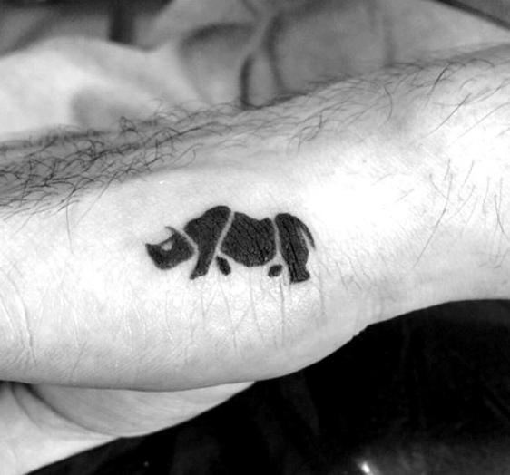 tatouage rhinoceros 227