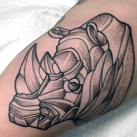 tatouage rhinoceros 65