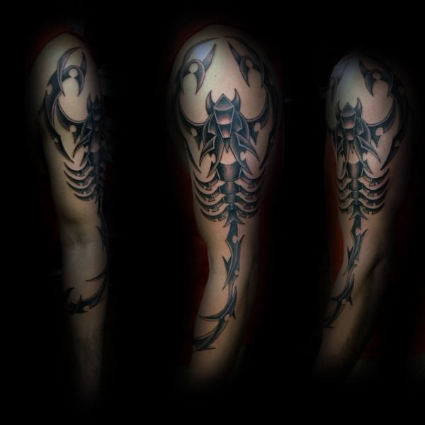 tatouage scorpion 110