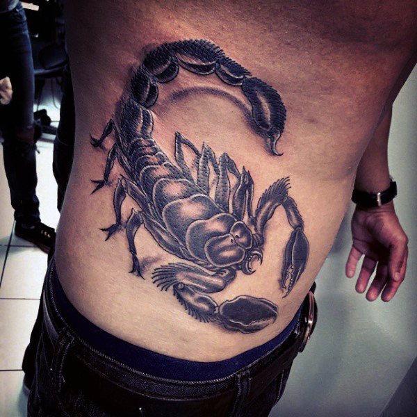 tatouage scorpion 182