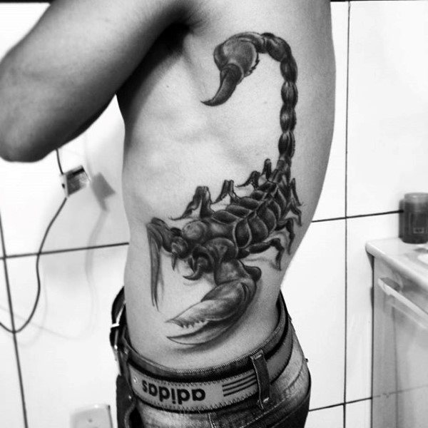 tatouage scorpion 200