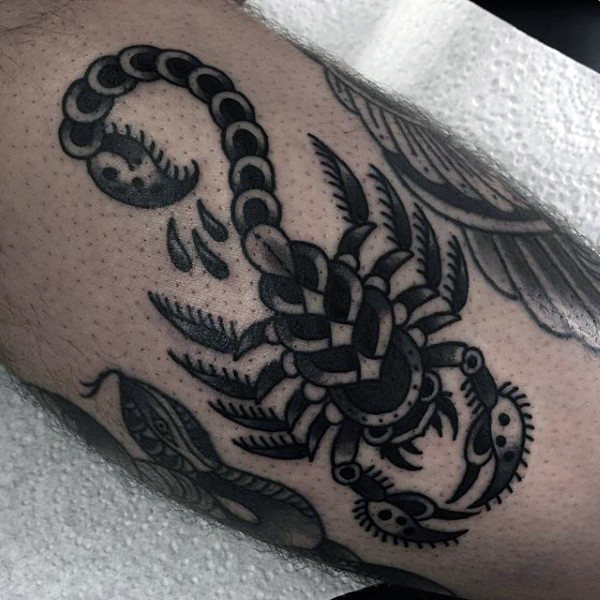tatouage scorpion 230