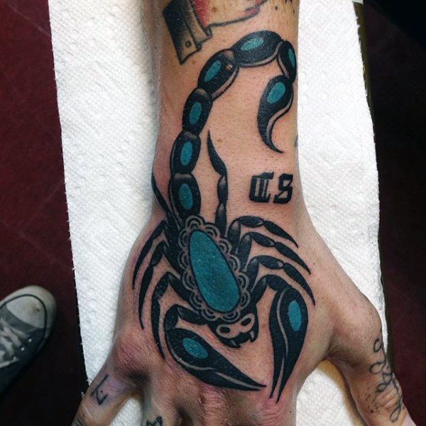 tatouage scorpion 68