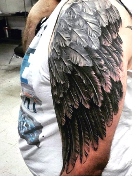 tatouage ailes 125
