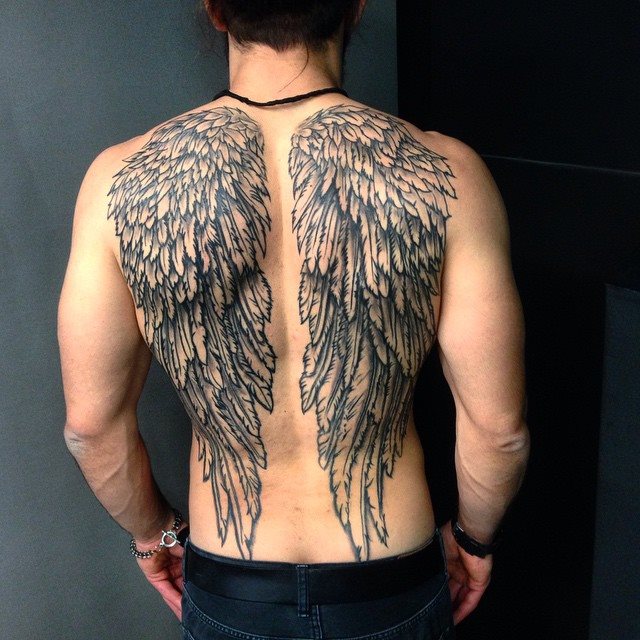 tatouage ailes 179