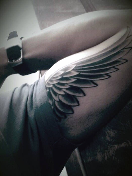 tatouage ailes 207