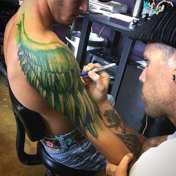 tatouage ailes 21