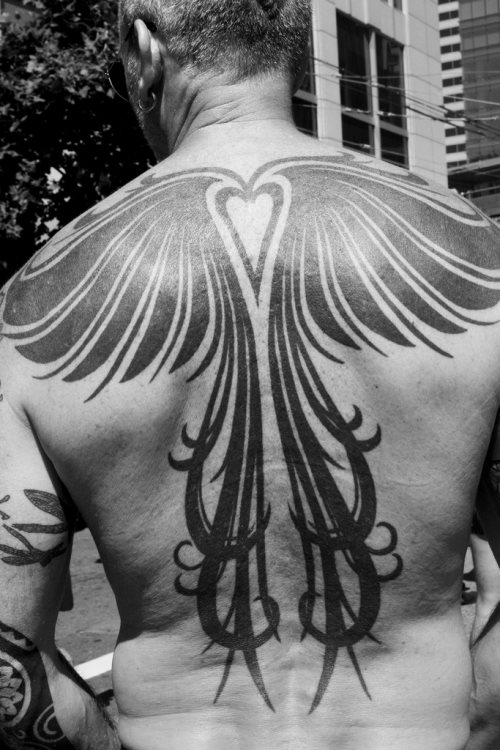 tatouage ailes 221