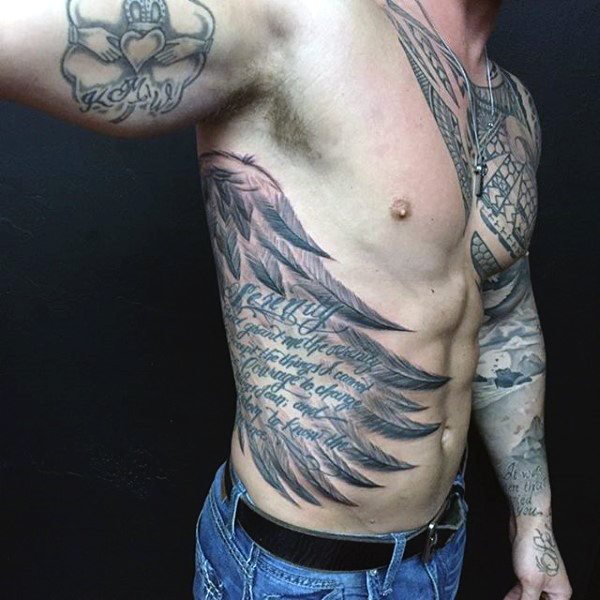 tatouage ailes 335