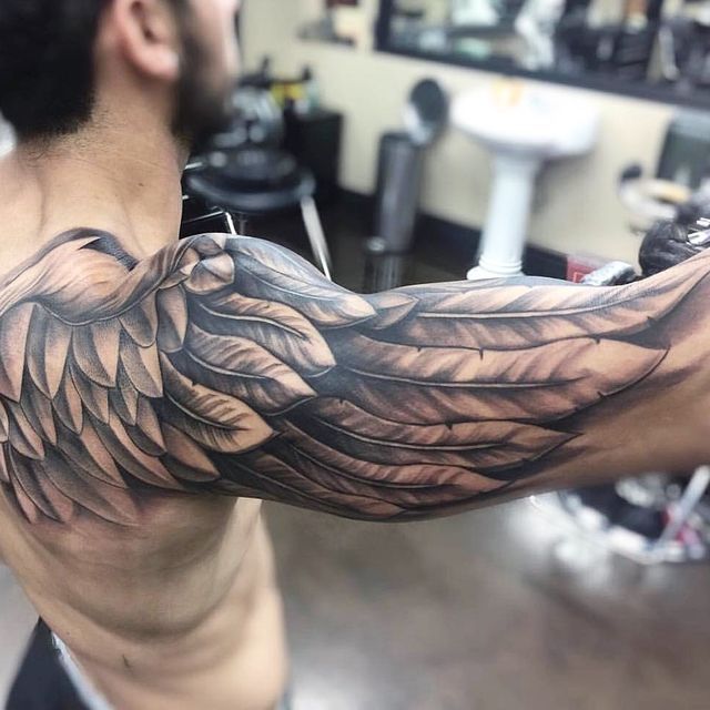 tatouage ailes 347
