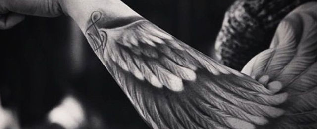 tatouage ailes 423