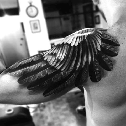 tatouage ailes 73