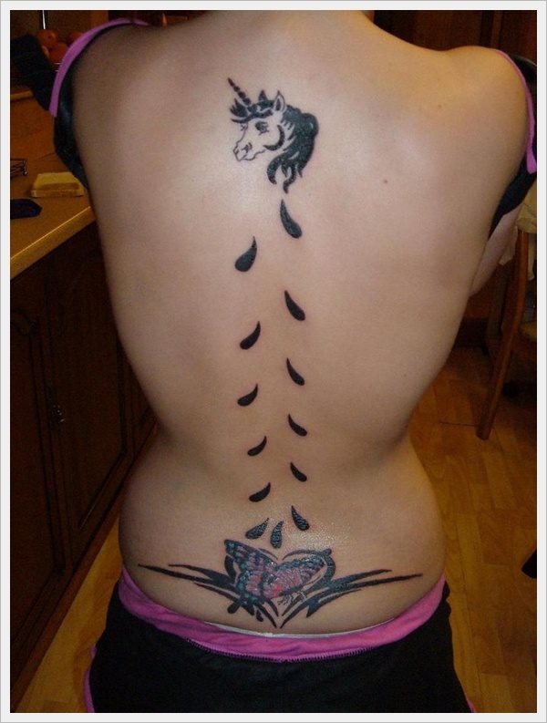tatouage bas du dos 323