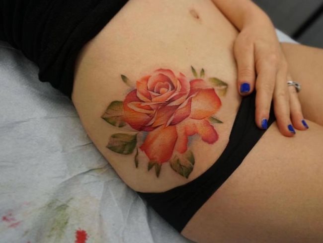 tatouage rose 163