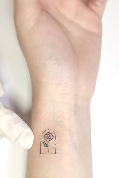 tatouage rose 277