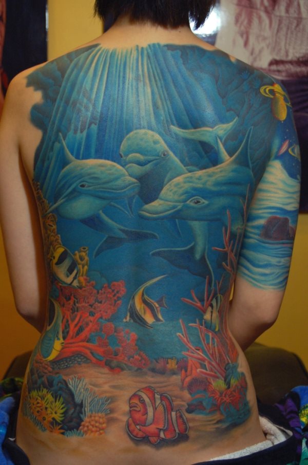 tatouage dauphin 08