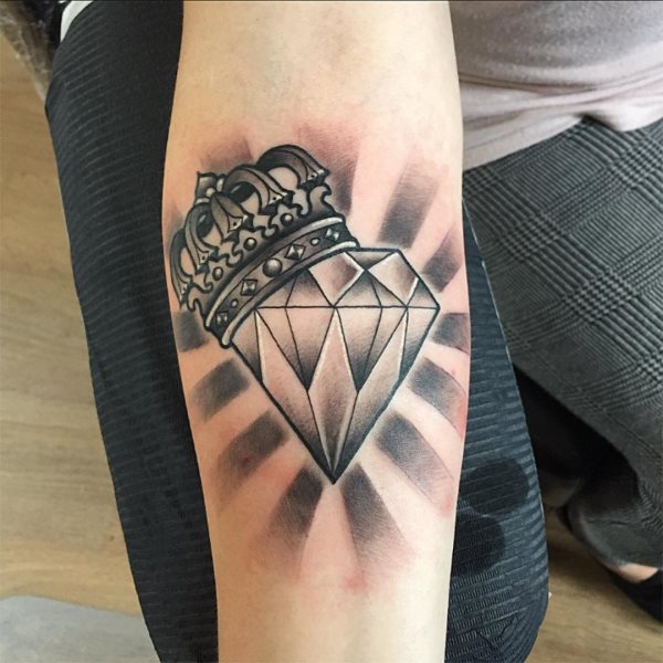 tatouage diamant 152