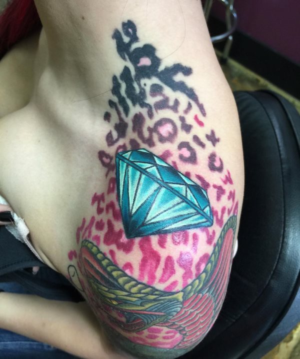 tatouage diamant 191