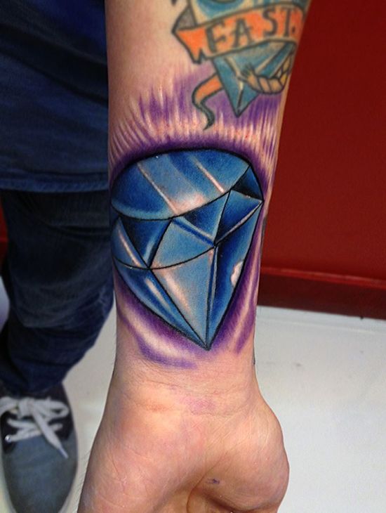 tatouage diamant 38