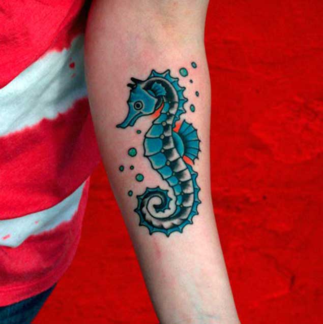 tatouage hippocampe 272