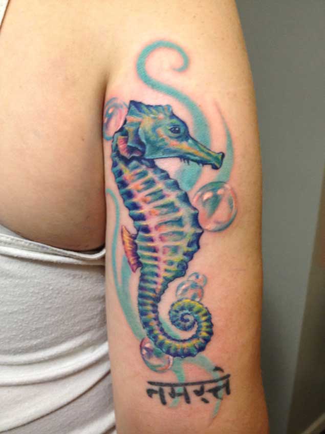 tatouage hippocampe 80