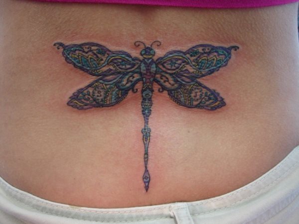 tatouage libellule 488