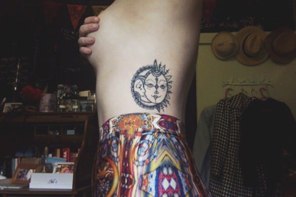 tatouage soleil 170