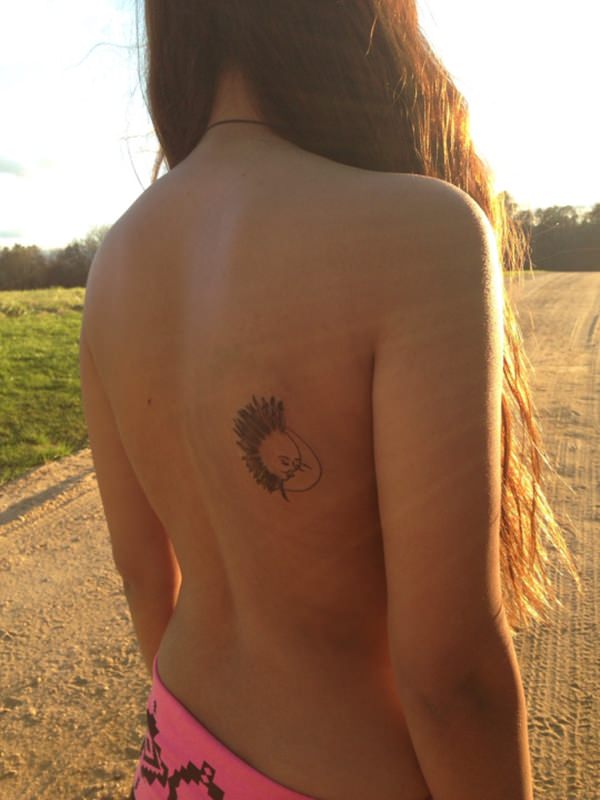 tatouage soleil 26