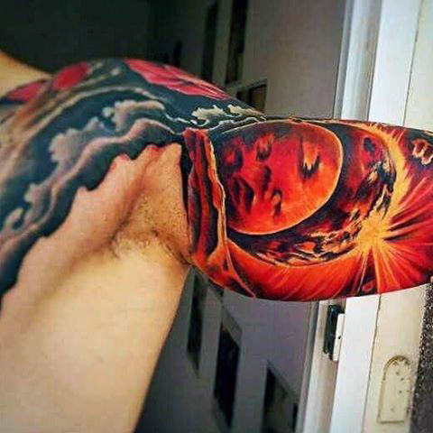 tatouage soleil 317