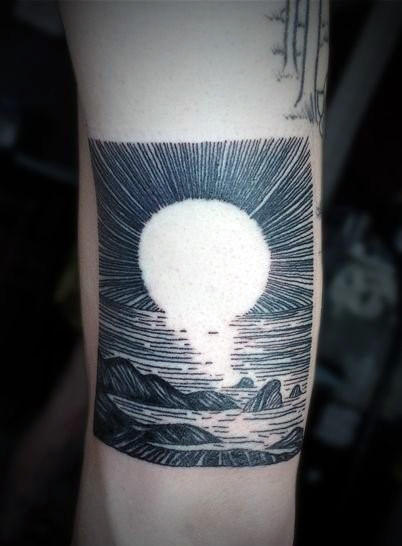 tatouage soleil 413