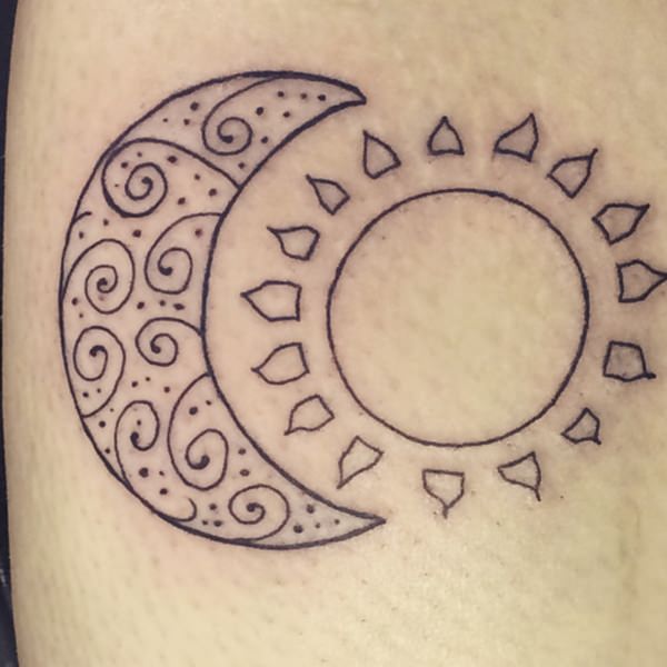 tatouage soleil 74