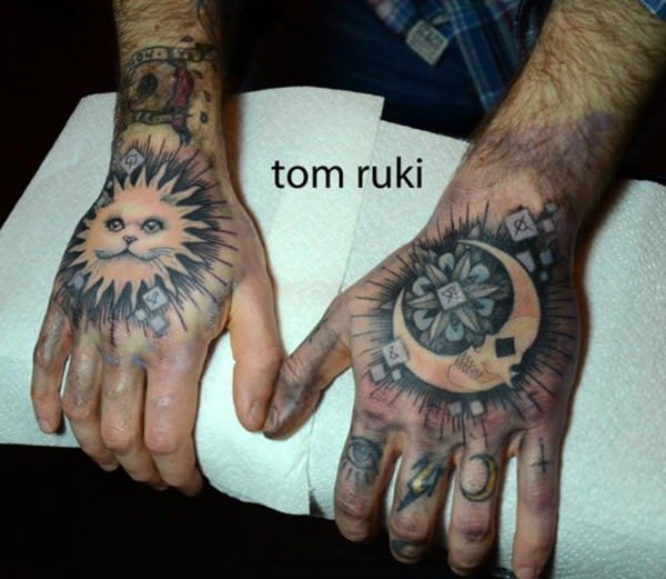 tatouage soleil 83