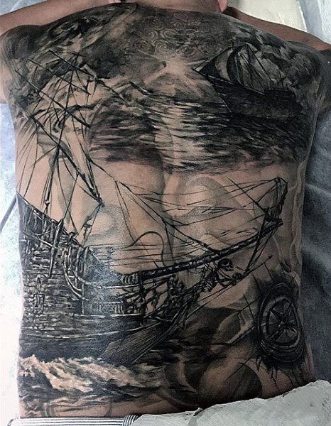tatouage bateau 121