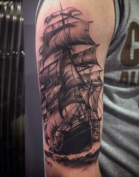 tatouage bateau 13