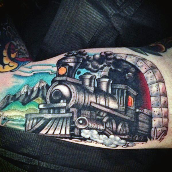 tatouage train 103