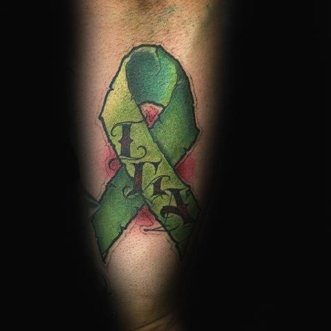 tatouage ruban noeud cancer 132