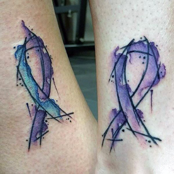 tatouage ruban noeud cancer 207