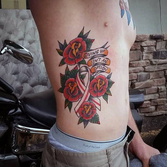 tatouage ruban noeud cancer 60