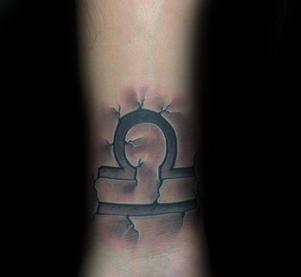 tatouage signe balance 141